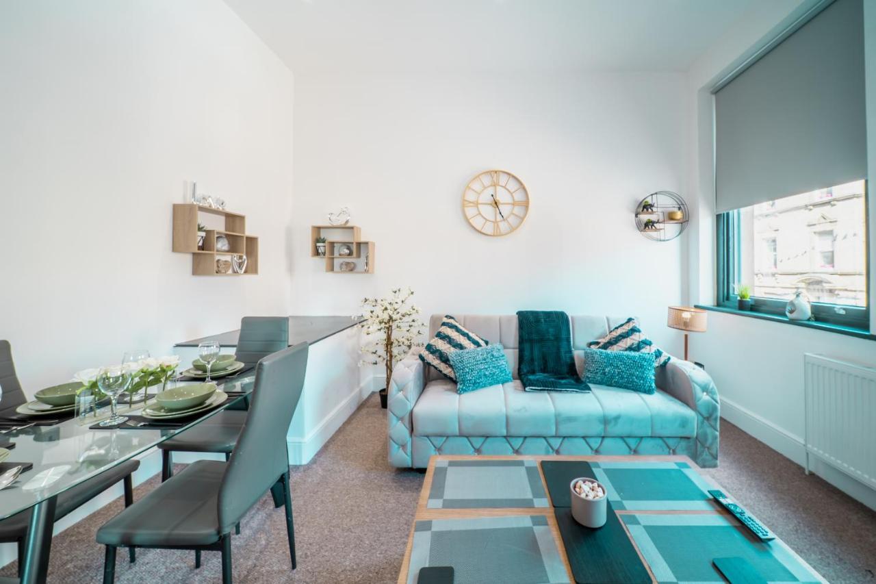 Cozy 1-Bedroom Apartment In The Heart Of Barnsley Town Centre Extérieur photo