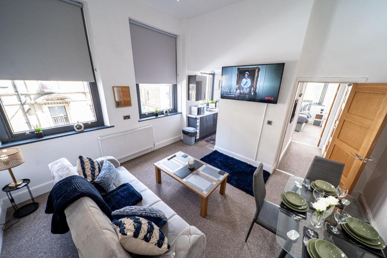 Cozy 1-Bedroom Apartment In The Heart Of Barnsley Town Centre Extérieur photo