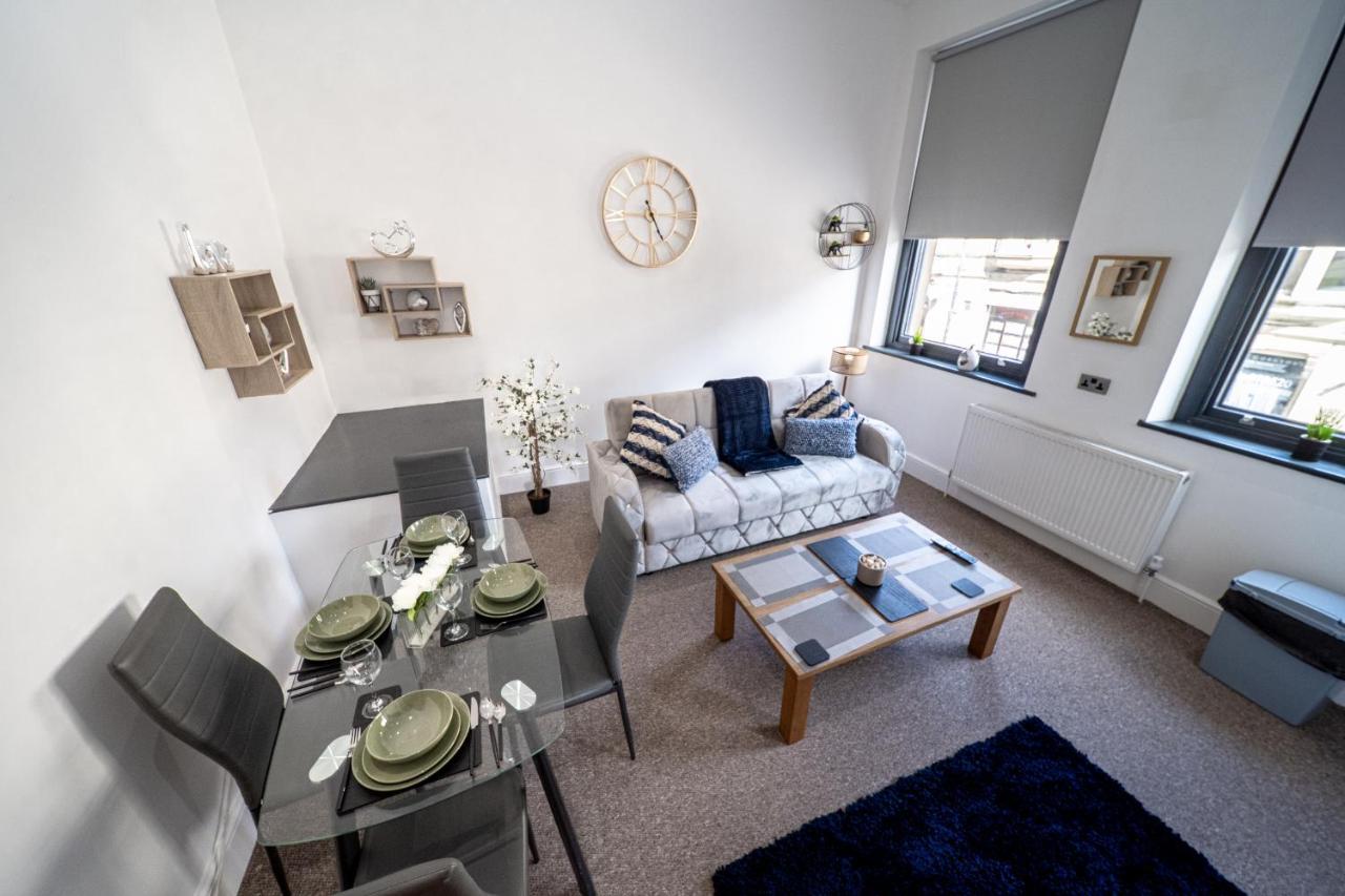 Cozy 1-Bedroom Apartment In The Heart Of Barnsley Town Centre Extérieur photo