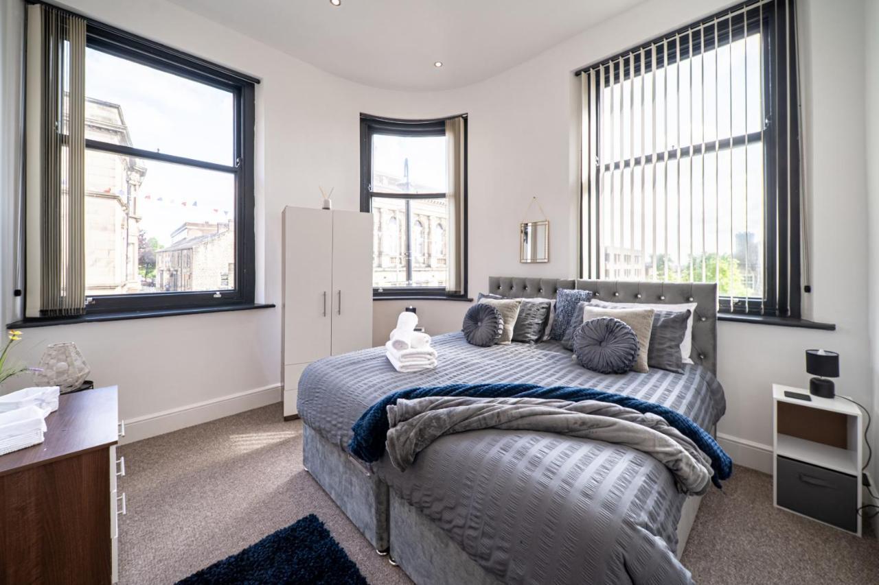 Cozy 1-Bedroom Apartment In The Heart Of Barnsley Town Centre Extérieur photo