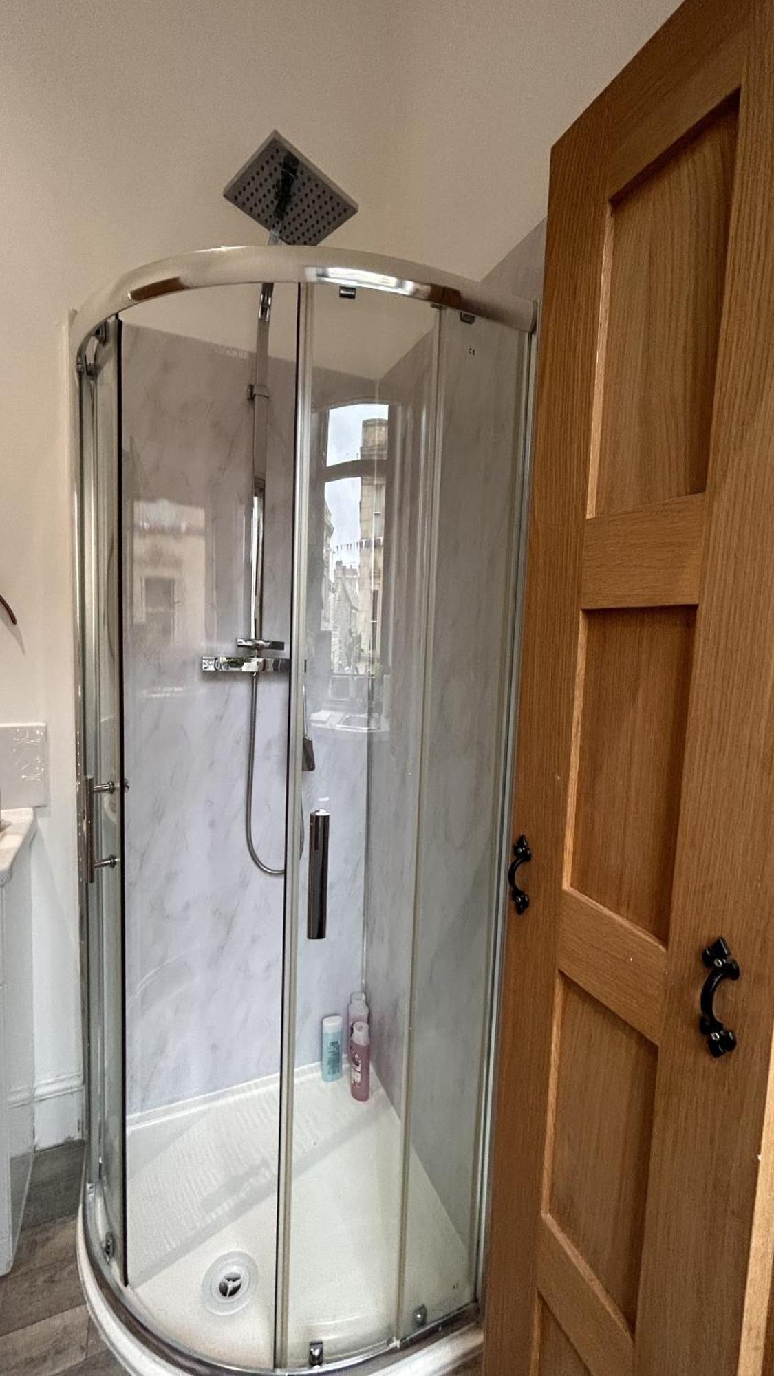 Cozy 1-Bedroom Apartment In The Heart Of Barnsley Town Centre Extérieur photo